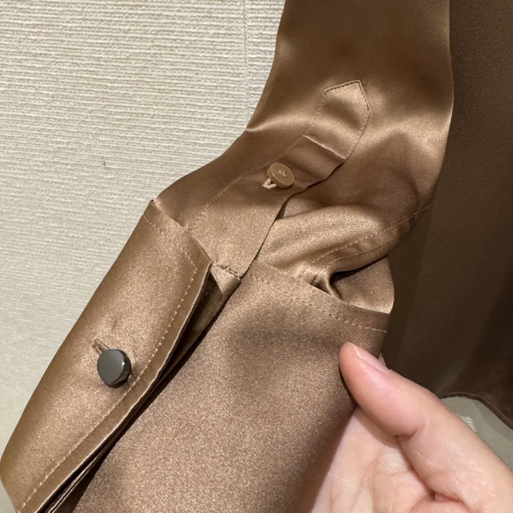 Reiss Ameira Silk-Satin Concealed-Placket Shirt - Picture 9 of 13